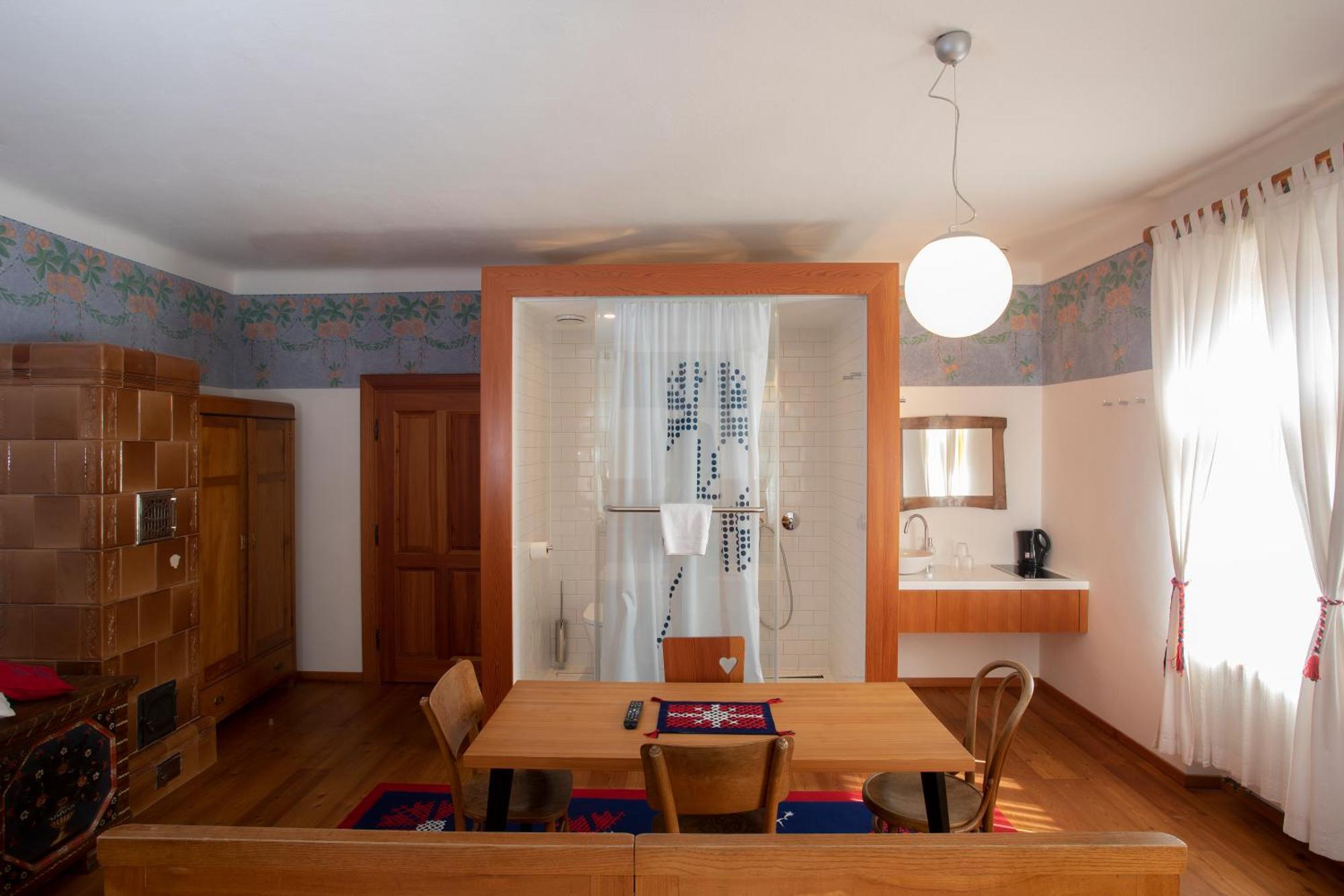 Pr'Gavedarjo Eco Heritage B&B Kranjska Gora Habitación foto
